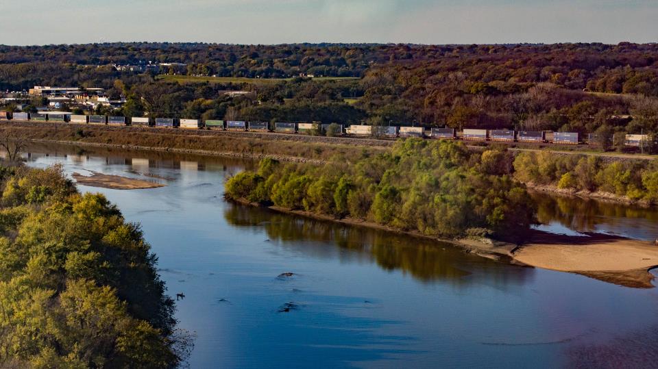 Kansas River - aerial sandbar